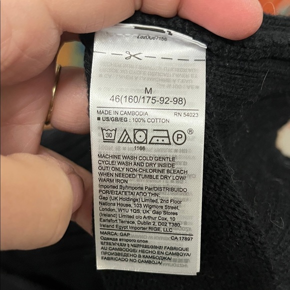 GAP Heavy Black Turtleneck Sweater - Picture 6 of 6